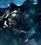 El actor prestó su voz al malvado Megatron en "Transformers". Rol del cual dice "no le importó en nada".